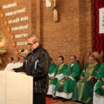 Rozpoczęcie tygodnia poprzedzającego Światowy Dzień Ubogich. Msza święta pod przewodnictwem biskupa sandomierskiego Krzysztofa Nitkiewicza / Grażyna Szlęzak-Wójcik / Radio Kielce