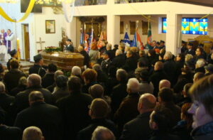 Świątniki. Pogrzeb Józefa Buliry, zmarłego w piątek wójta gminy Lipnik / Emilia Sitarska / Radio Kielce