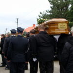 Świątniki. Pogrzeb Józefa Buliry, zmarłego w piątek wójta gminy Lipnik / Emilia Sitarska / Radio Kielce