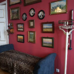 Jędrzejów, Muzeum im. Przypkowskich. Przedmioty używane przez Józefa Piłsudskiego podczas wizyt u rodziny Przypkowskich / Ewa Pociejowska-Gawęda / Radio Kielce