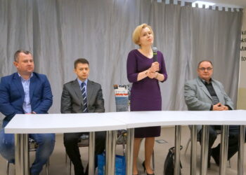 Poseł PiS Anna Krupka spotkała się z mieszkańcami Krasocina / Ewa Pociejowska-Gawęda / Radio Kielce