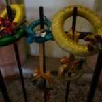 Jędrzejów. Kiermasz stoików świątecznych w klasztorze ojców Cystersów / Ewa Pociejowska - Gawęda / Radio Kielce