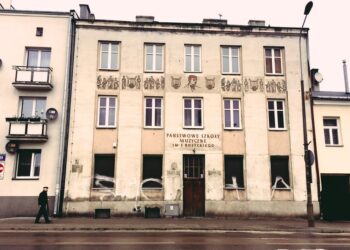 Dawna szkoła muzyczna przy ulicy Seminaryjskiej w Kielcach / Jarosław Kubalski / Radio Kielce