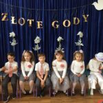 Pary z Obrazowa świętowały jubileusz 50-lecia pożycia małżeńskiego / Grażyna Szlęzak-Wójcik / Radio Kielce