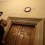 09.12.2017 Święty Krzyż. Klasztor. Odkryte fragmenty fresków refektarzu i przylegającej do niego sali / Jarosław Kubalski / Radio Kielce