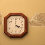 09.12.2017 Święty Krzyż. Klasztor. Odkryte fragmenty fresków refektarzu i przylegającej do niego sali / Jarosław Kubalski / Radio Kielce