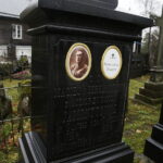 02.11.2017 Litwa. Wilno. Cmentarz na Rossie / Jarosław Kubalski / Radio Kielce