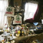 13.12.2017 Rataje Słupskie. Czesław Zdzisław i Leokadia Ścióg dostali domek od Caritas. Ich stary grozi zawaleniem / Jarosław Kubalski / Radio Kielce