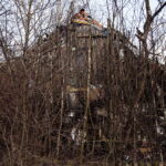 13.12.2017 Rataje Słupskie. Czesław Zdzisław i Leokadia Ścióg dostali domek od Caritas. Ich stary grozi zawaleniem / Jarosław Kubalski / Radio Kielce