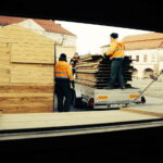 14.12.2017 Kielce. Przygotowania do Jarmarku Bożonarodzeniowego na Rynku / Jarosław Kubalski / Radio Kielce