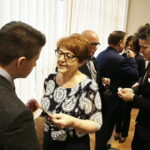 18.12.2017 Kielce. Spotkanie opłatkowe wojewody, parlamentarzystów i dziennikarzy. Doradca wojewody Bartłomiej Dorywalski, poseł Maria Zuba i senator Krzysztof Słoń / Jarosław Kubalski / Radio Kielce