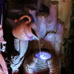 18.12.2017 Święty Krzyż. Rozpoczął się montaż szopki Bożonarodzeniowej / Jarosław Kubalski / Radio Kielce