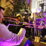 20.12.2017 Jędrzejów. Radio Kielce rozdaje choinki na święta / Jarosław Kubalski / Radio Kielce