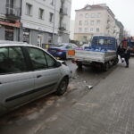 Zderzenie samochodu dostawczego przewożącego butle z gazem i pojazdu osobowego w Kielcach / Jarosław Kubalski / Radio Kielce