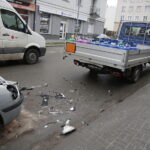 Zderzenie samochodu dostawczego przewożącego butle z gazem i pojazdu osobowego w Kielcach / Jarosław Kubalski / Radio Kielce