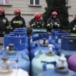 Zderzenie samochodu dostawczego przewożącego butle z gazem i pojazdu osobowego w Kielcach / Jarosław Kubalski / Radio Kielce