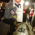 21.12.2017 Ostrowiec Świętokrzyski. Radio Kielce rozdaje choinki na święta / Jarosław Kubalski / Radio Kielce