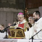 25.12.2017 Kielce. Jan Piotrowski celebrował Pasterkę w budującym się kościele świętej Hiacynty i Franciszka w Kielcach / Jarosław Kubalski / Radio Kielce