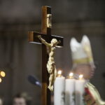 25.12.2017 Kielce. Jan Piotrowski celebrował Pasterkę w budującym się kościele świętej Hiacynty i Franciszka w Kielcach / Jarosław Kubalski / Radio Kielce