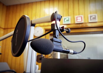 Mikrofon. Studio. Ikona. / Jarosław Kubalski / Radio Kielce
