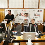 12.12.2017 Kielce. "Choinka pod Choinkę" Licytacja. W studiu młodzież z Siemachy / Jarosław Kubalski / Radio Kielce