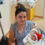 Świętokrzyskie Centrum Matki i Noworodka. Wizyta Św. Mikołaja u dzieci / Katarzyna Prędotka / Radio Kielce