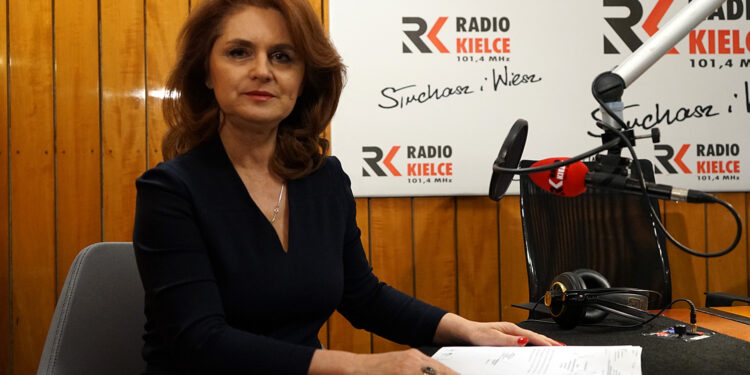 Małgorzata Kiebzak, dyrektor świętokrzyskiego oddziału NFZ / Robert Felczak / Radio Kielce