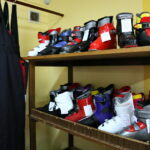 Sprzęt zimowy. Giełda sprzętu zimowego. / Marzena Mąkosa / Radio Kielce