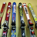 Sprzęt zimowy. Giełda sprzętu zimowego. / Marzena Mąkosa / Radio Kielce