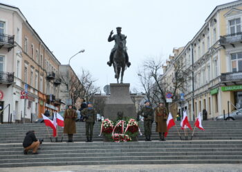 Obchody 150. rocznicy urodzin Józefa Piłsudskiego / Marzena Mąkosa / Radio Kielce