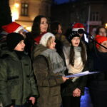 Choinka na Rynku kieleckim / Marzena Mąkosa / Radio Kielce