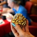 Malowanie bombek w Radio Kielce / Marzena Mąkosa / Radio Kielce