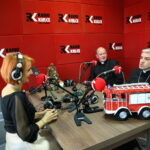 Grażyna Szlęzak - Wójcik, ks. Tomasz Lis - rzecznik Kurii Diecezjalnej i Biskup Ordynariusz ks. Krzysztof Nitkiewicz / Marzena Mąkosa / Radio Kielce