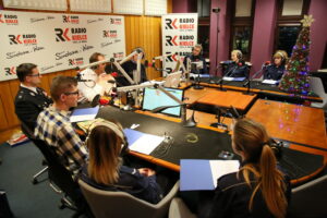 "Choinka pod choinkę" w Radio Kielce. Finał licytacji drzewka Radia Kielce / Marzena Mąkosa / Radio Kielce