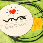 "Choinka pod choinkę". Prezent dołączony do drzewka - kalendarz "Recycling na miarę - 4 Pory Roku" / Marzena Mąkosa / Radio Kielce