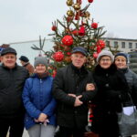Konkurs "Najładniej udekorowana choinka" w ramach akcji: "Ożywiamy daleszycki rynek" / Marzena Mąkosa / Radio Kielce