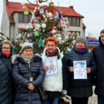 Konkurs "Najładniej udekorowana choinka" w ramach akcji: "Ożywiamy daleszycki rynek" / Marzena Mąkosa / Radio Kielce