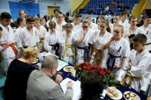 Mikołajkowy turniej karate / Marzena Mąkosa / Radio Kielce
