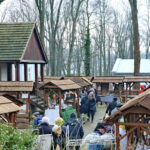 Kiermasz w Dworku Laszczyków. / Marzena Mąkosa / Radio Kielce