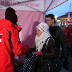 Akcja choinki dla słuchaczy na Rynku w Kielcach / Marzena Mąkosa / Radio Kielce