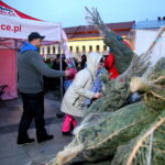 Akcja choinki dla słuchaczy na Rynku w Kielcach / Marzena Mąkosa / Radio Kielce