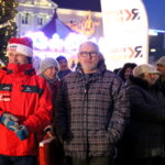 Akcja choinki dla słuchaczy na Rynku w Kielcach / Marzena Mąkosa / Radio Kielce