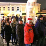 Akcja choinki dla słuchaczy na Rynku w Kielcach / Marzena Mąkosa / Radio Kielce