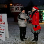 Radio Kielce rozdaje choinki na święta / Marzena Mąkosa / Radio Kielce