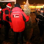 Radio Kielce rozdaje choinki na święta / Marzena Mąkosa / Radio Kielce