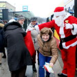 Świąteczny autobus w Kielcach / Marzena Mąkosa / Radio Kielce