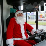 Świąteczny autobus w Kielcach / Marzena Mąkosa / Radio Kielce