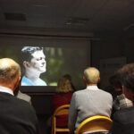 Ostrowiecka premiera filmu o wachmistrzu Tomaszu Wójciku Tarzanie / Emilia Sitarska / Radio Kielce