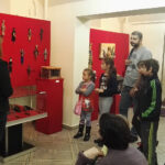 Przedświąteczne warsztaty w Pałacu Wielopolskich w Częstocicach / Emilia Sitarska / Radio Kielce