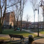 Wiślica. Widok z Rynku na Kolegiatę / Kamil Włosowicz / Radio Kielce